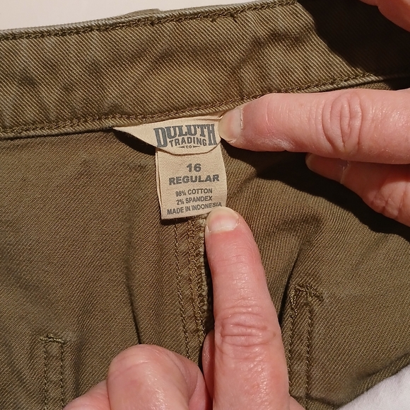 Duluth Trading Co. Men's trousers, dk brown/olive, sz 16 regular, cotton/spandex - Picture 3 of 7